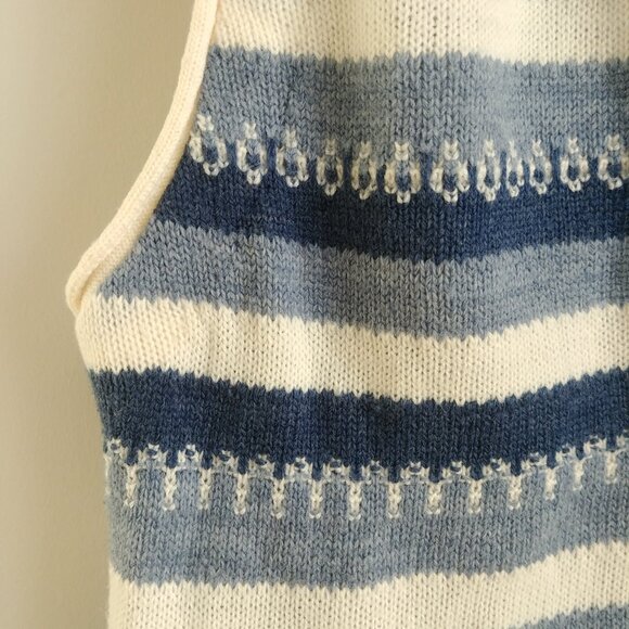 Vintage made in Canada button down blue white striped sweater vest Small - Picture 4 of 16